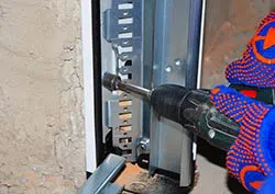 United Garage Doors Garden Grove, CA 714-459-5338 - installation-side